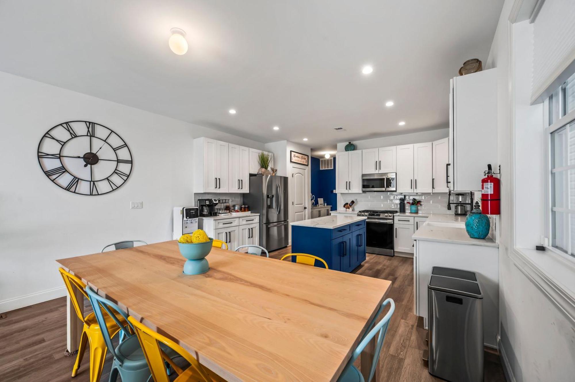Beach House Steps Away From The Boardwalk And Beach With Ocean Views In Seaside Heights! Exterior photo