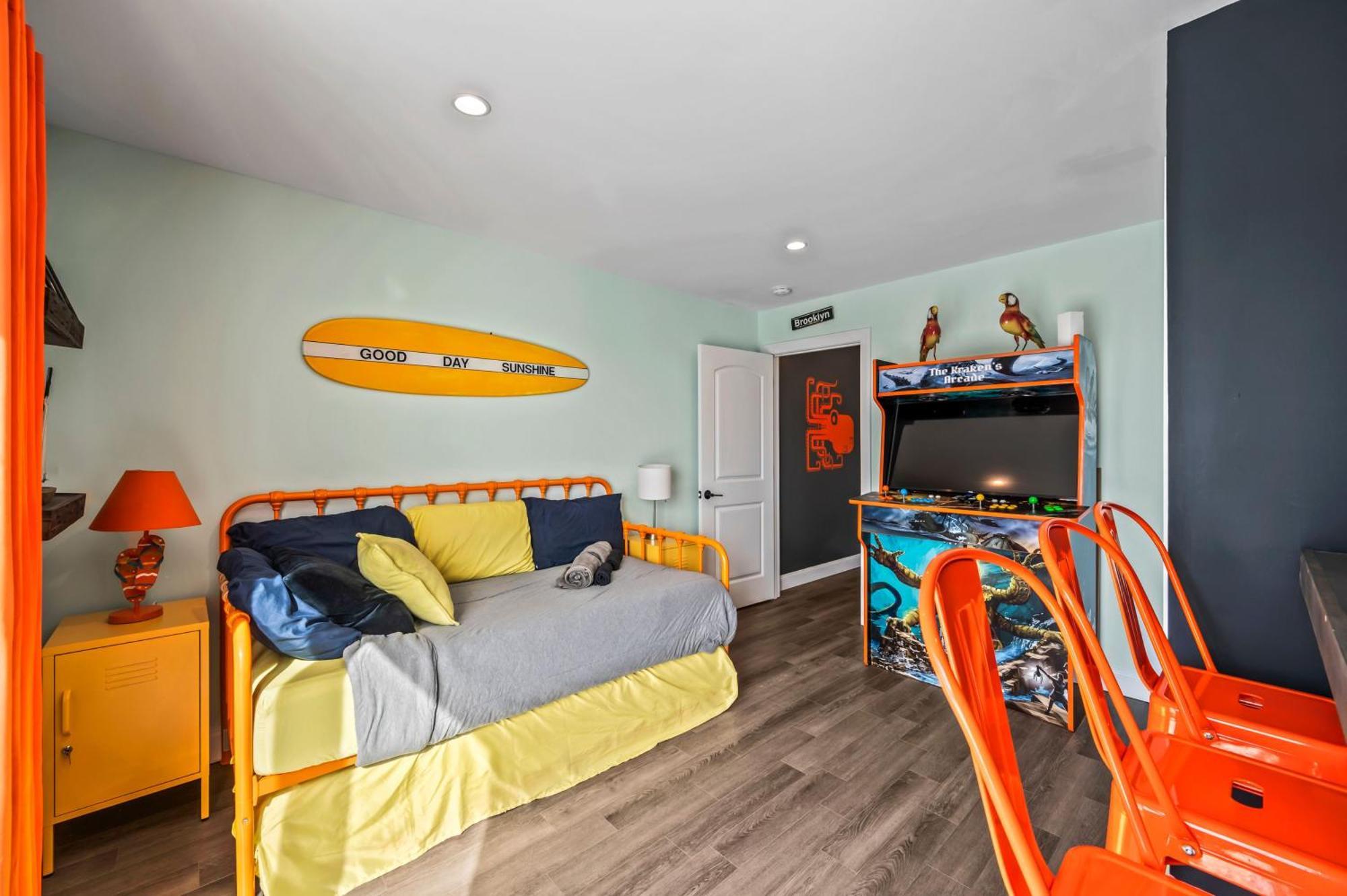 Beach House Steps Away From The Boardwalk And Beach With Ocean Views In Seaside Heights! Exterior photo