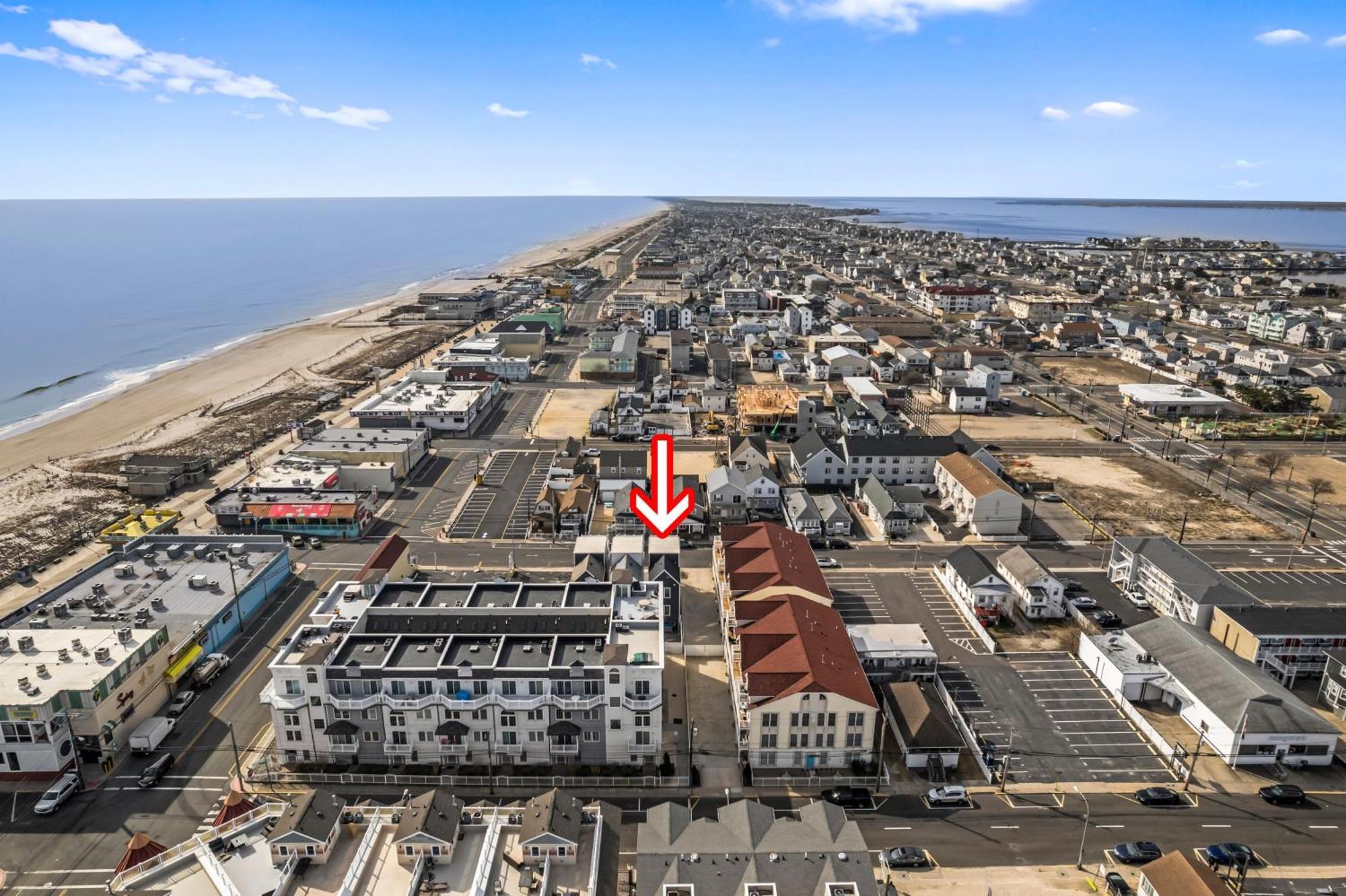 Beach House Steps Away From The Boardwalk And Beach With Ocean Views In Seaside Heights! Exterior photo